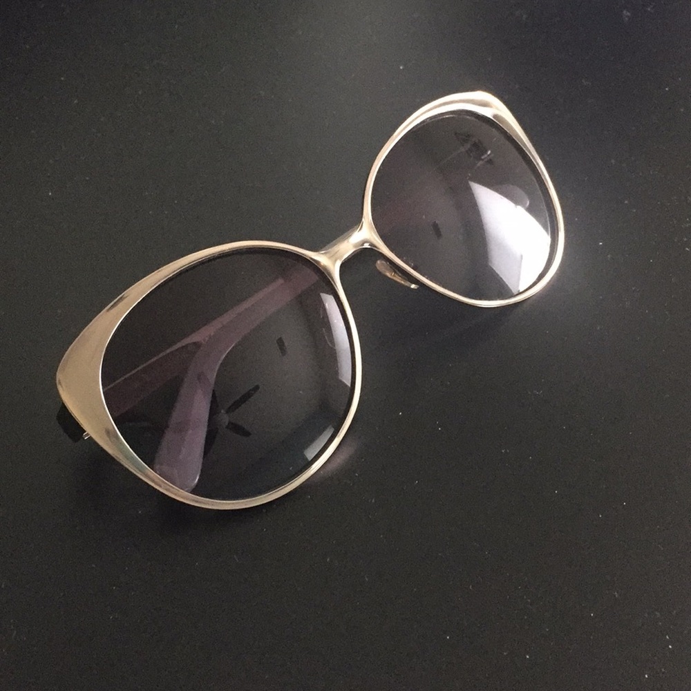 Women’s sunglasses